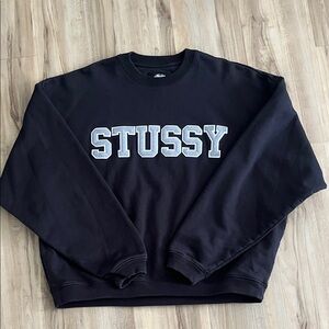 stussy black crew neck